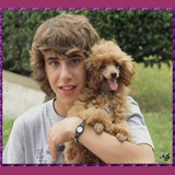 "Delabea Sweet Bonny" 
Caniche roja ahora Bonny con la familia Paulano Escobar en Viladecans.